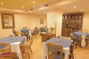 Restaurace v ubytování Hostel Costa Gijon
