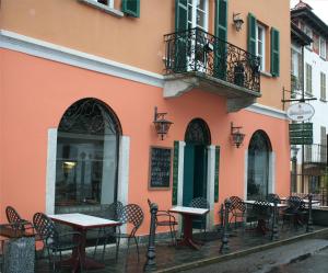 Gallery image of Appartamento De Angeli in Laveno-Mombello