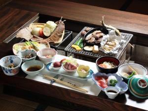 Comida en el ryokan o alrededores