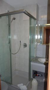 Koupelna v ubytování Hotel Hubertus