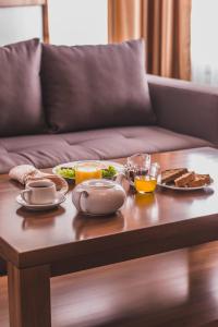 Makanan di atau berdekatan hotel