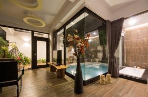 Piscina di Mou Xia Villa o nelle vicinanze