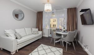 Posedenie v ubytovaní Apartamenty City.
