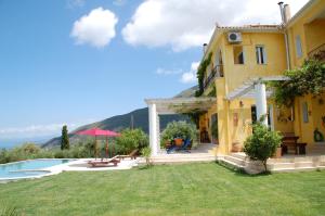 Gallery image of Villa Kitrini in Kyparissia