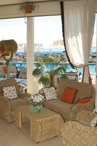 Istumisnurk majutusasutuses Hotel Beny