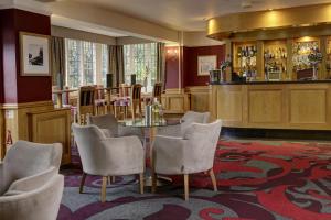 The lounge or bar area at Mere Court Hotel