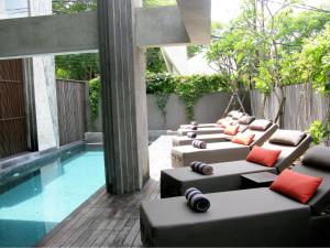 Bazén v ubytování Anshel Hotel Seminyak nebo v jeho okolí