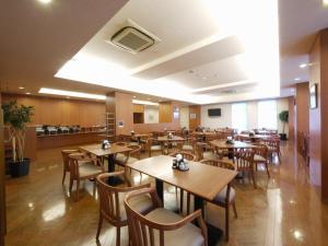 Ресторан / где поесть в Hotel Route-Inn Nakatsu Ekimae