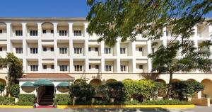 Κήπος έξω από το The Residency Karur