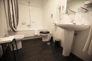 Un baño de Los Guardeses