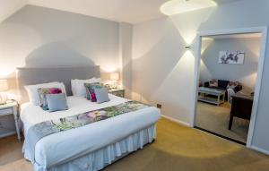 Gallery image of The Casa Hotel-Yateley, Farnborough in Yateley