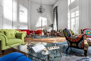Część wypoczynkowa w obiekcie Relais & Châteaux Hotel Quadrille - Adults Only