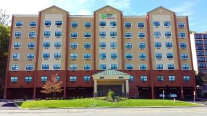 a rendering of the front of a hotel at Extended Stay America Suites - White Plains - Elmsford in Elmsford