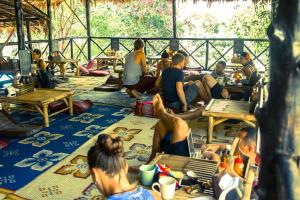 Huéspedes de Shiralea Resort