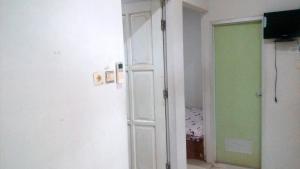 TV a/nebo společenská místnost v ubytování Pari Solata Seaview Homestay Syariah