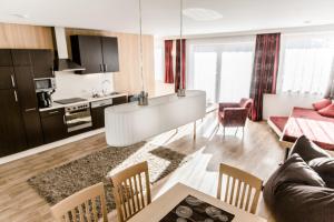 Kuchyňa alebo kuchynka v ubytovaní Appartements Solaris