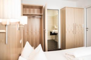 Posteľ alebo postele v izbe v ubytovaní Appartements Solaris