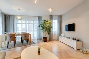 Кът за сядане в Dom & House Apartments - Marina Residence