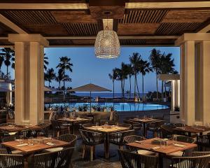 สระว่ายน้ำที่อยู่ใกล้ ๆ หรือใน Four Seasons Resort Oahu at Ko Olina