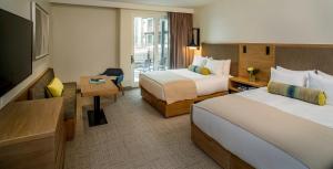 Limelight Hotel Ketchum客房内的一张或多张床位
