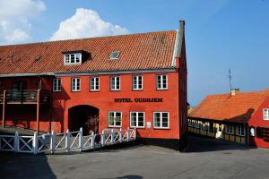 Gallery image of Hotel Gudhjem in Gudhjem