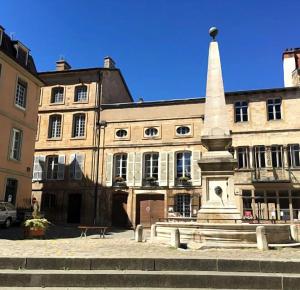 Afbeelding uit fotogalerij van Maison Romane 1136 in Cluny