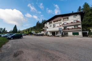 Hoone, kus hotell asub