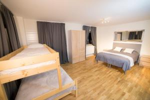 Postel nebo postele na pokoji v ubytování Hotell TunaPark