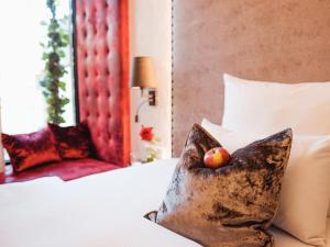 Postel nebo postele na pokoji v ubytování Eriks Hotel + 37 fotografií