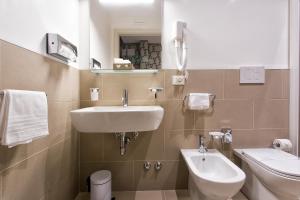 Kúpeľňa v ubytovaní Hotel Ca' Nobile Corner
