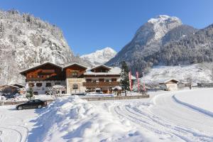 Landgasthof Seisenbergklamm v zime