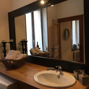Ένα μπάνιο στο Appartement Colmar Petite Venise +25 φωτογραφίες