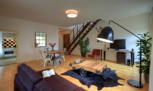 Posedenie v ubytovaní U Kapra Apartments