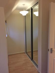 Gambar di galeri bagi 8 Varis Apartments di Forres +7 gambar