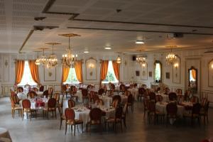 Restaurant o iba pang lugar na makakainan sa Chateau de la Chapelle des Bois