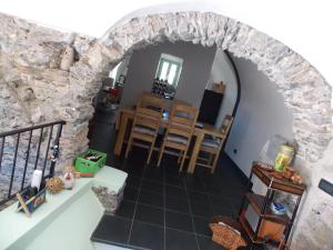 Posedenie v ubytovaní Arvé Castelbianco - B&B e Appartamento