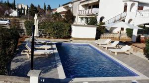 Gallery image of Apartments Karabaic in Punat