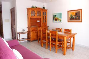 Fotografie z fotogalerie ubytování Apartamentos Gabriel Sans v destinaci Fornells