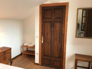 Fotografie z fotogalerie ubytování La Casa Del Reloj v destinaci Molinaseca