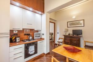 Kuchyňa alebo kuchynka v ubytovaní Rent Home In Rome