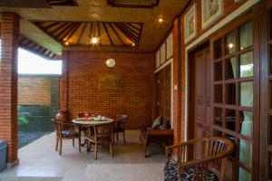 Patio nebo venkovní prostory v ubytování Ari La Homestay
