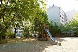 Imagem da galeria de Apartmenthouse Berlin - Am Görlitzer Park em Berlim