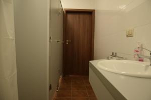 Kúpeľňa v ubytovaní Botanik Hostel