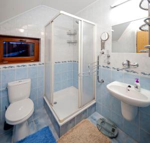 Kúpeľňa v ubytovaní Wellness Penzión Rosnička