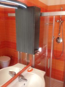 Ένα μπάνιο στο VILLA CA' SILVA - WALTERIGATO Apartments SOLO PER FAMIGLIE