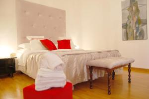 A bed or beds in a room at Casa del Bernini