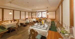 Εστιατόριο ή άλλο μέρος για φαγητό στο Hotel Hellweger
