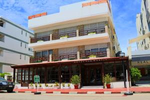 O edifício em que o hotel se localiza