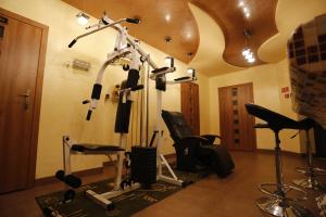Fitness centrum a/nebo fitness zařízení v ubytování Tsvit Paporoti