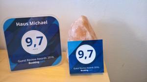 Certifikát, hodnocení, plakát nebo jiný dokument vystavený v ubytování Haus Michael